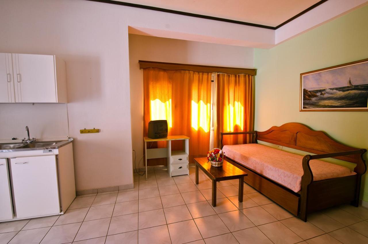 Zaneta Hotel & Apartments Neo Klima Exterior photo