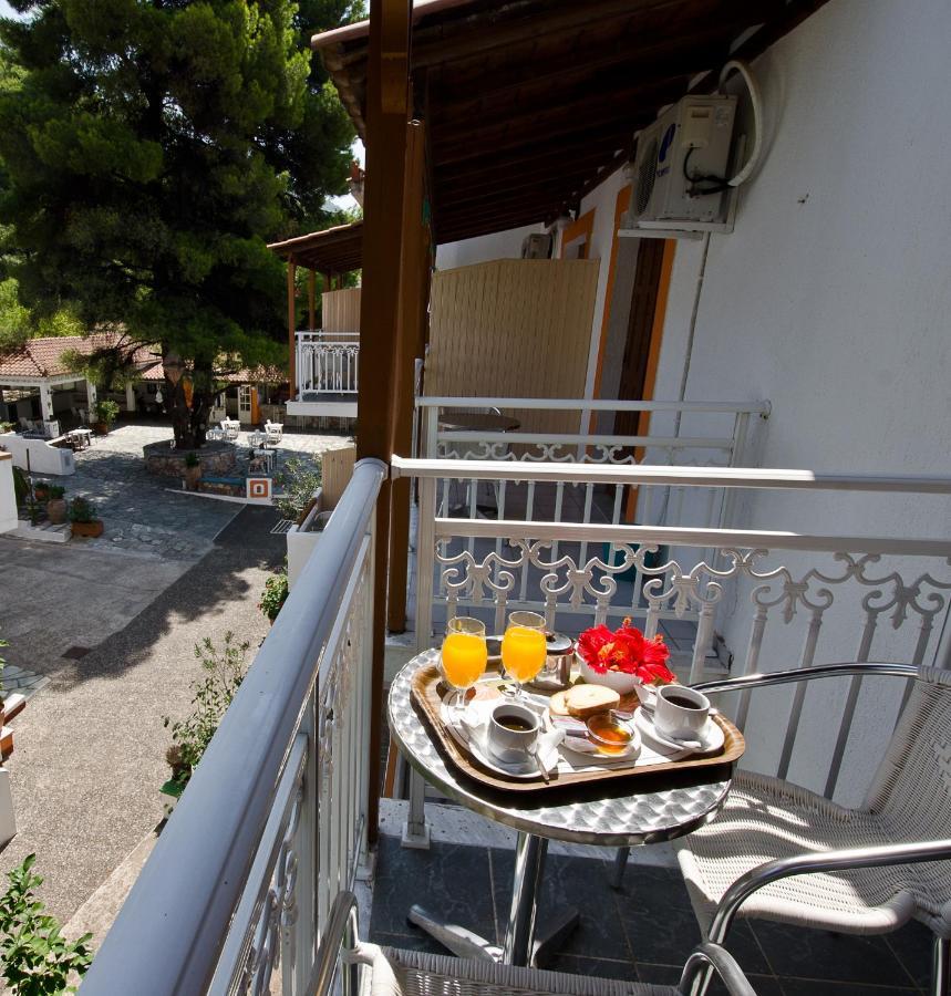 Zaneta Hotel & Apartments Neo Klima Exterior photo