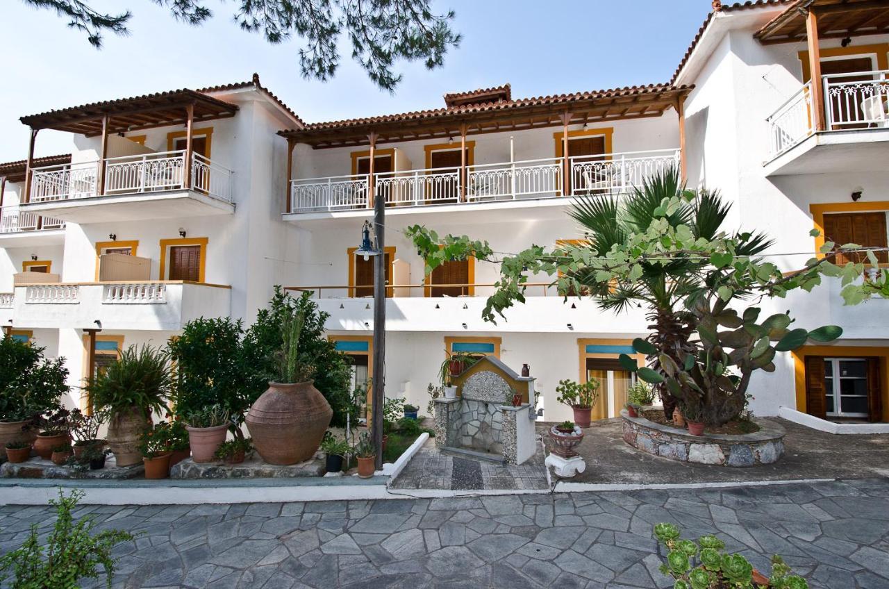 Zaneta Hotel & Apartments Neo Klima Exterior photo